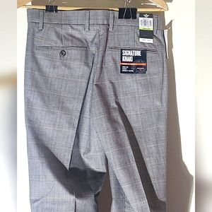Dockers khakis. NWT. 30x29